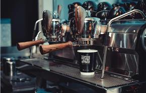 مقایسه برندهای معروف قهوه ساز؛ دلونگی، نوا یا مباشی و بویلر ویکتوریا بیزرا؟